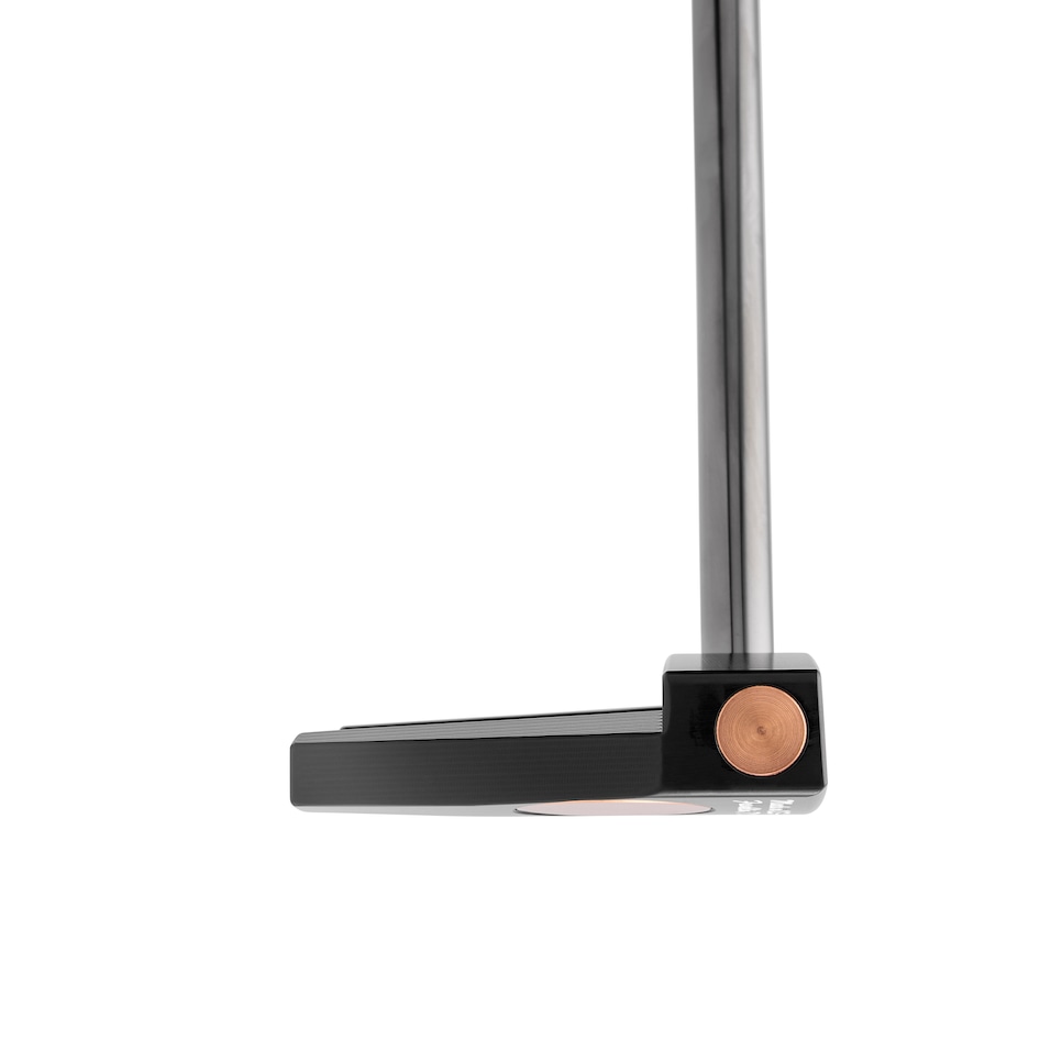 /content/dam/images/golfdigest/fullset/hotlist-2025/mallet-putters/SeeMore_Mini Giant HTX_MP_Toe_1049.jpg